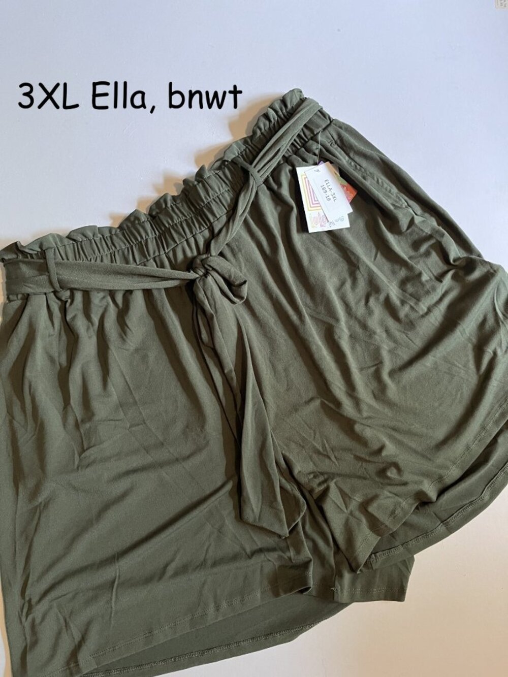 3XL Lularoe Ella paper bag waist shorts, olive green